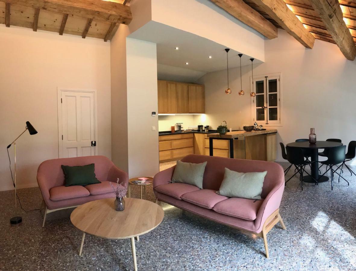 Le Cafe & La Forge Du Petit Badon Villa Salin-de-Giraud Eksteriør bilde